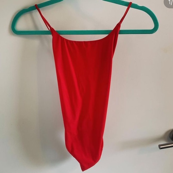 Aritzia Strappy Back Bodysuit in Red - Picture 1 of 2